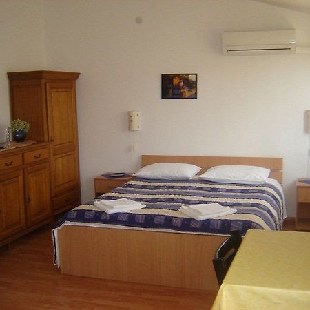Adria Apartments Біоград-на-Мору Екстер'єр фото